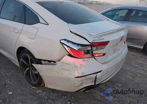 2018 Honda Accord Sport z USA, uszkodzony, nr VIN 1HGCV1F31JA012693